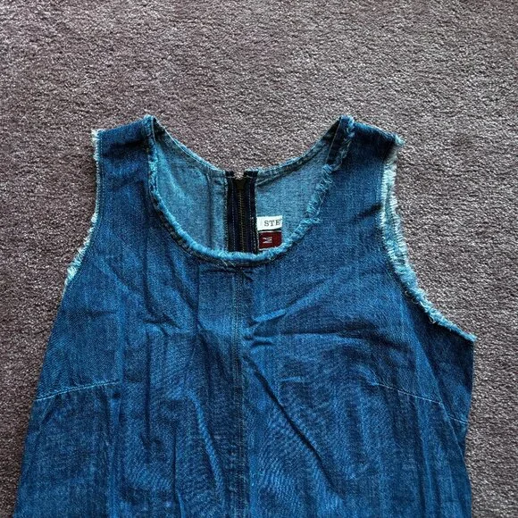 Stetson Soft, Flowy, lightweight Medium wash Denim Dress – Size Medium - Picture 3 of 6